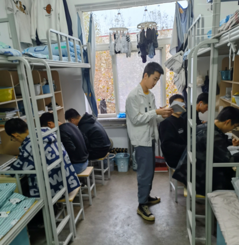 4d982a301e534709bdc6393bde78a115.png 4d982a301e534709bdc6393bde78a115.png