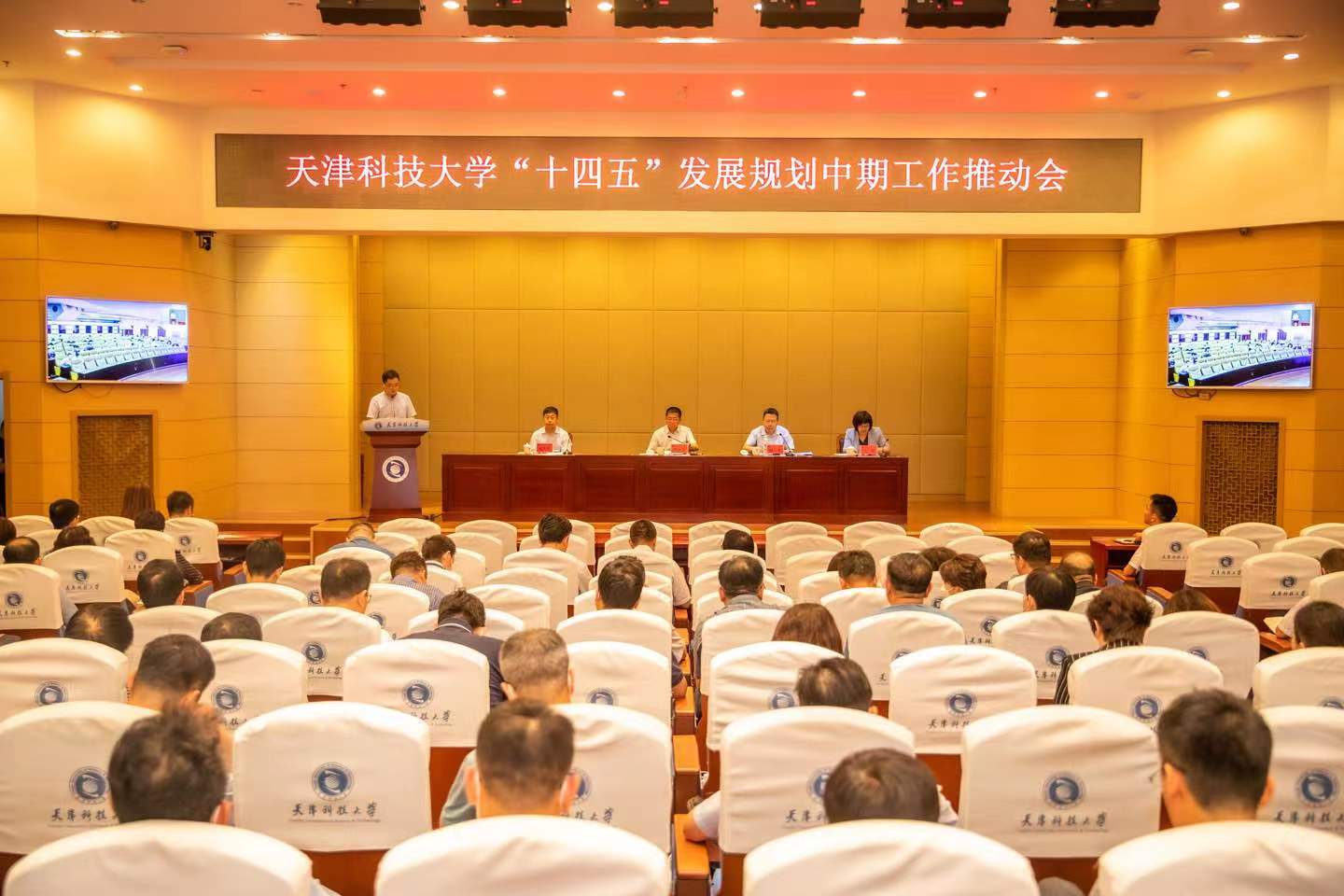 08cc3d5650eb409f9358b19c78ce7d81.jpg 08cc3d5650eb409f9358b19c78ce7d81.jpg