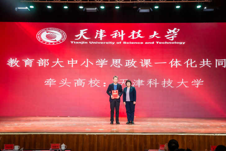 8a9ecf81bc574b7fa071934fa6ed2fc5.png 8a9ecf81bc574b7fa071934fa6ed2fc5.png